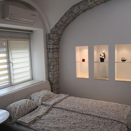Apartment Zemun Old Town Center Beograd Eksteriør billede