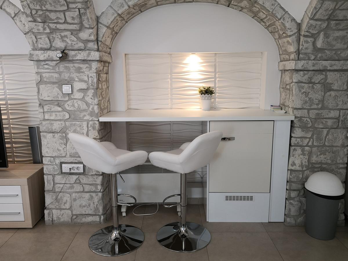 Apartment Zemun Old Town Center Beograd Eksteriør billede