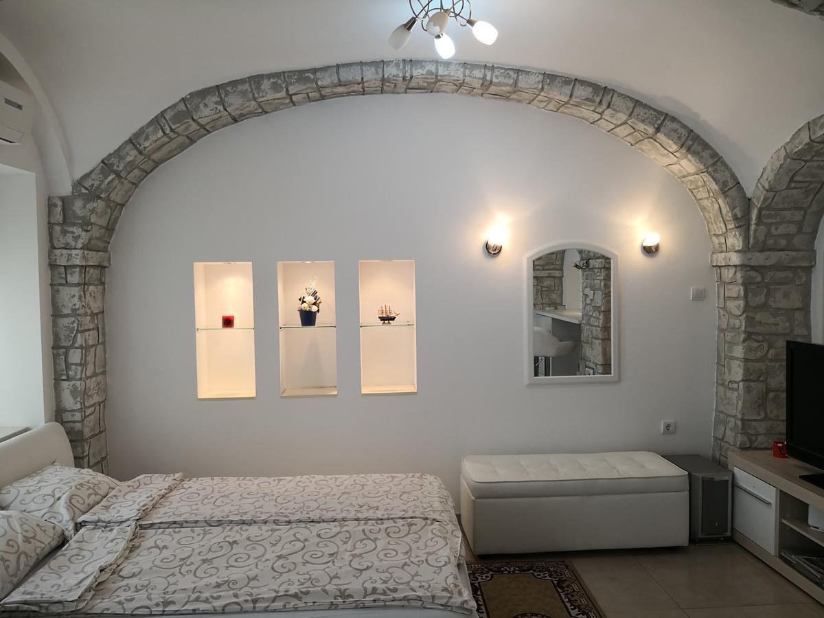 Apartment Zemun Old Town Center Beograd Eksteriør billede